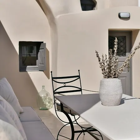 Unique Homes By K&k *